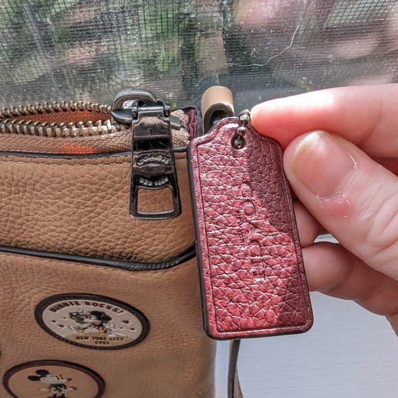 Disney x Coach Minnie Mouse crossbody - Picture 5 of 12